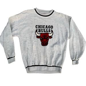 VINTAGE 90s SWINGSTER CHICAGO BULLS SWEATSHIRT GRAY EMBROIDERED SIZE LARGE MENS